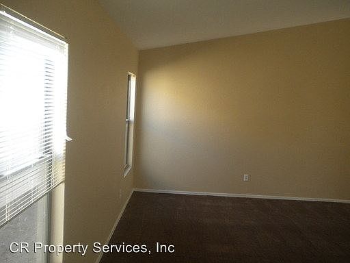 4th image of 12754 W Valentine Ave