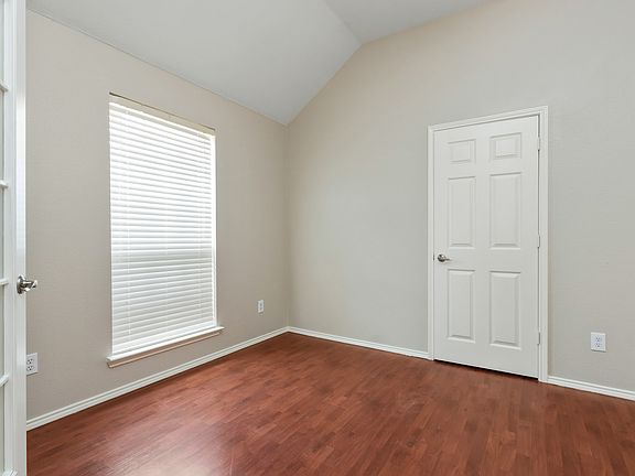 3rd image of 10008 Wyndbrook Dr