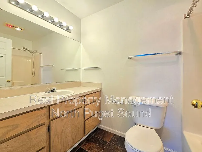 1205 Frontier Cir E #A — Photo 14