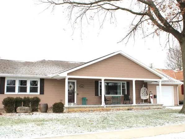 812 N Will St, Shelbyville, IL 62565