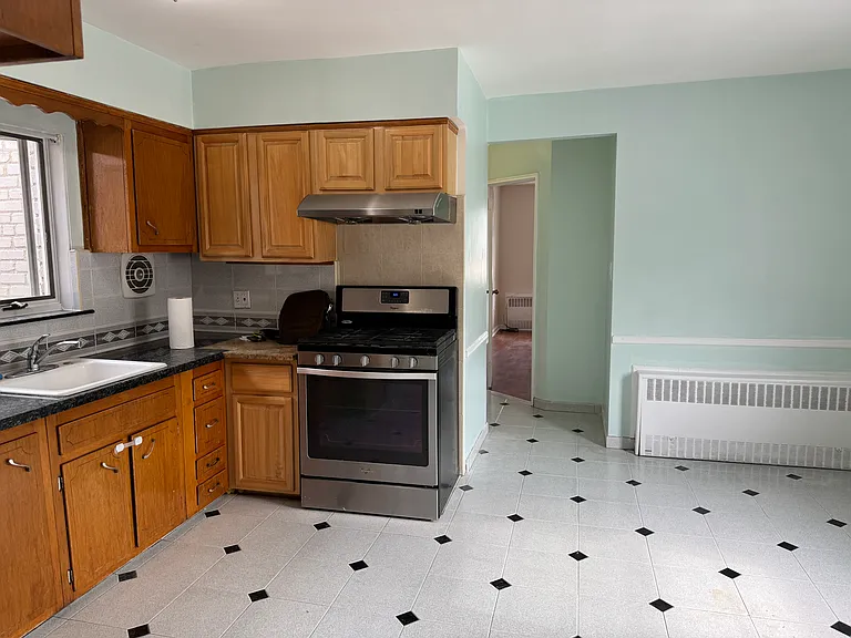 114 Avenue N #1 — Photo 7