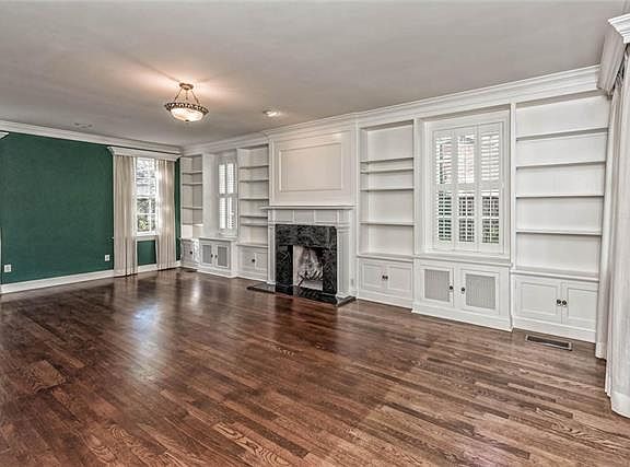 3rd image of 3400 Chateau Ave