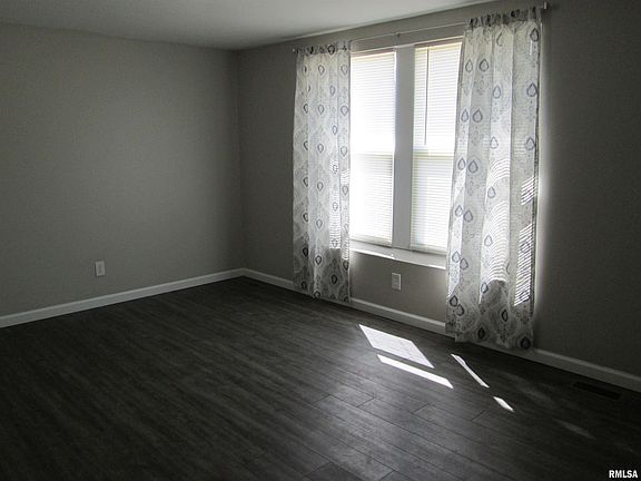5th image of 1717 W Ann St