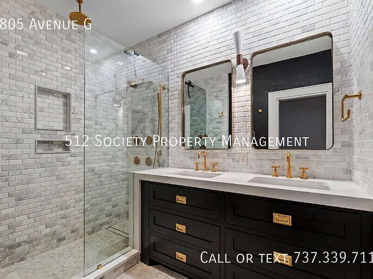 3805 Avenue G — Photo 13
