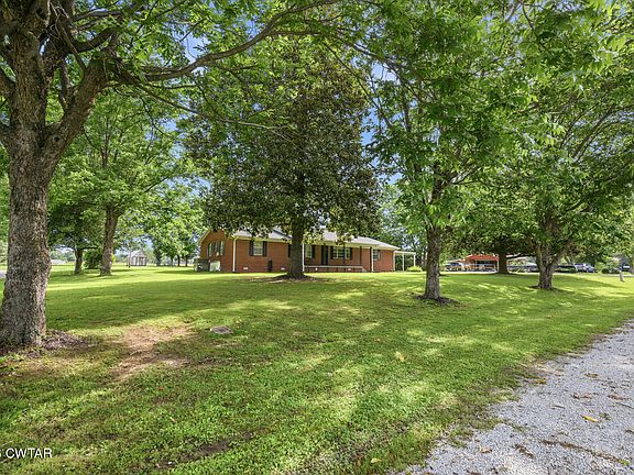 3rd image of 45 Quiet Dale Dr