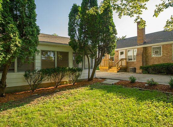 2nd image of 607 N Lewis Ave