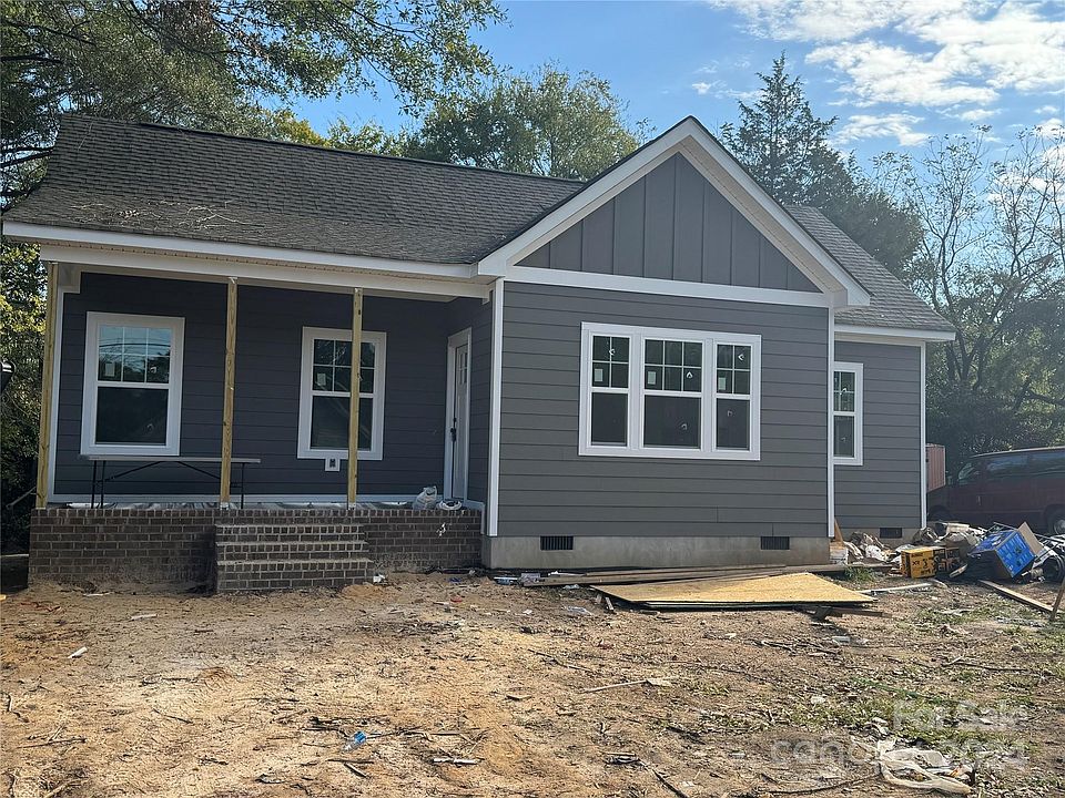 1st image of 712 Ida St