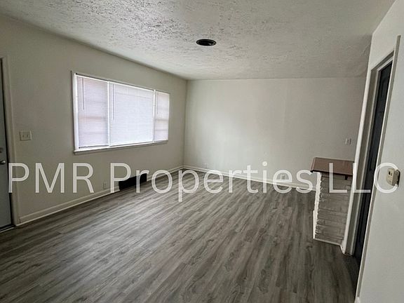 3rd image of 125 Park Ave APT 2