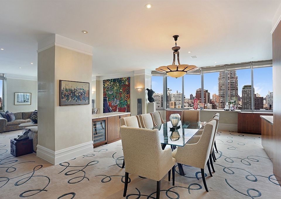 1st image of 200-210 E 65th St #26N