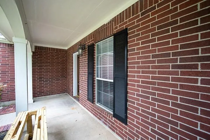 2322 Cool Springs Ln — Photo 4