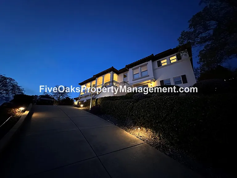 2651 Via Fiori — Photo 49