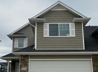 9216 Peregrine Rd, Lincoln, NE 68505