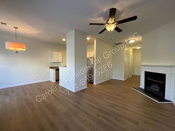 4th image of 7809 Lennoxshire Ln