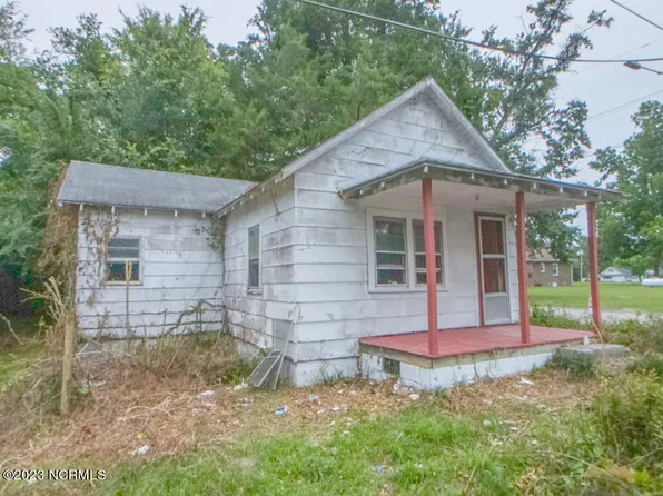 900 Church Street, Elizabethtown, NC 28337