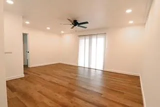 2 bed, 1.0 bath, 799 sqft, $1,600 — Photo 3