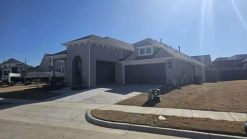 2806 Sparkling Water Dr Photo 1