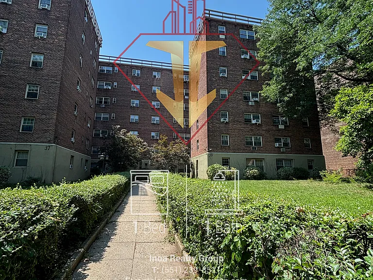 37-39 Duncan Ave #5H — Photo 1