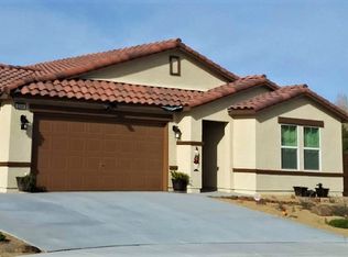 5260 S Chippewa St, Pahrump, NV 89061