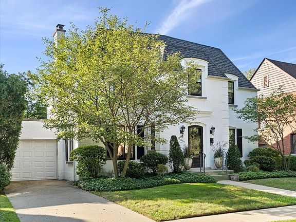 2nd image of 6652 N Chicora Ave
