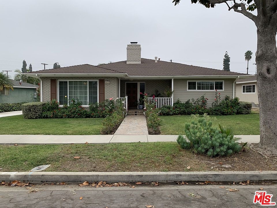 1st image of 4632 N Cerritos Dr