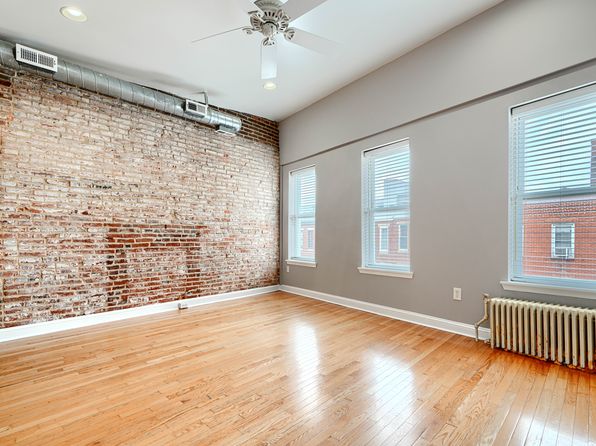1801 Light St #2