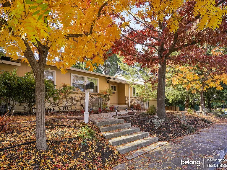 4205 Walnut Blvd — Photo 1