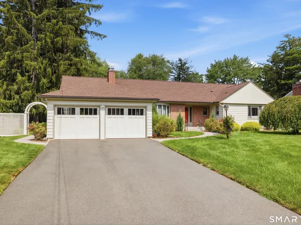 30 West Ridge Drive, West Hartford, CT 06107