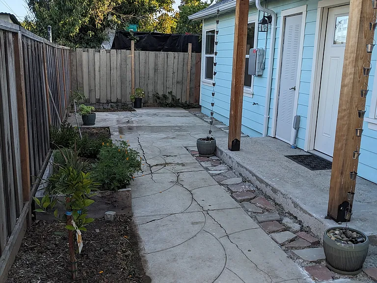 442 Harlan St — Photo 13