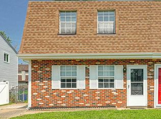 15 Fomalhaut Ct, Turnersville, NJ 08012