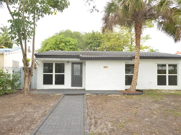 (undisclosed Address), Hollywood, FL 33020