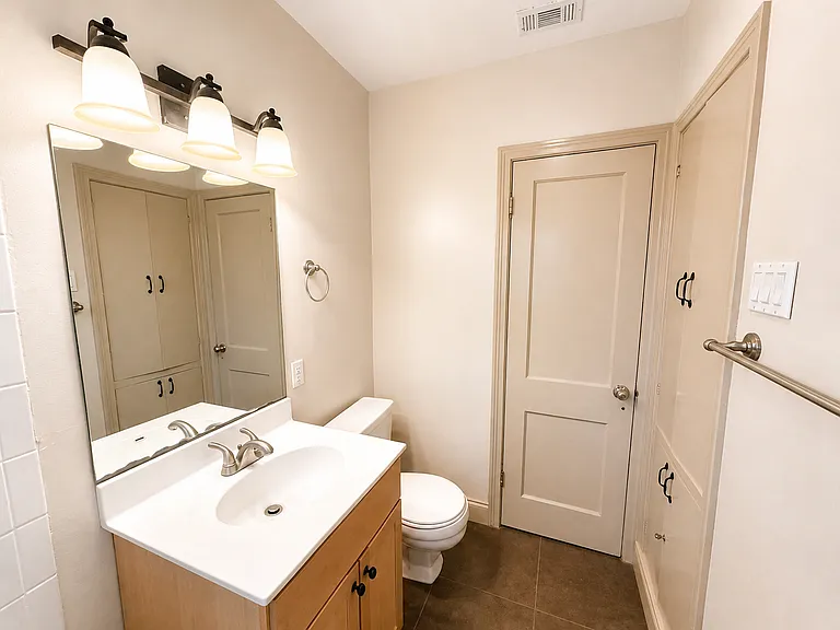 4406 Bennett Ave #A — Photo 21