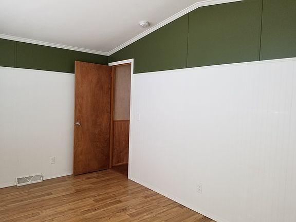 Front bedroom