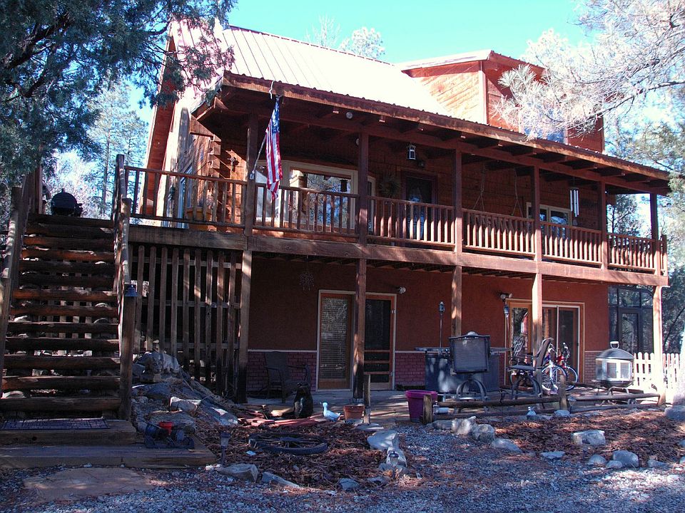 Log Home Front