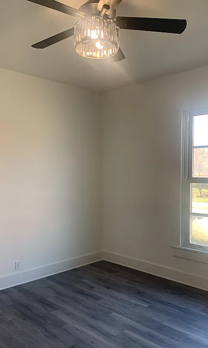 3 bed, 2468 sqft, $1,700 — Photo 4