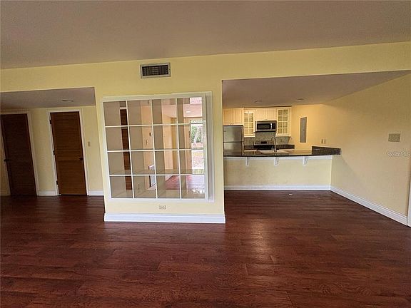 3rd image of 193 PALM VIEW COURT #3453/4