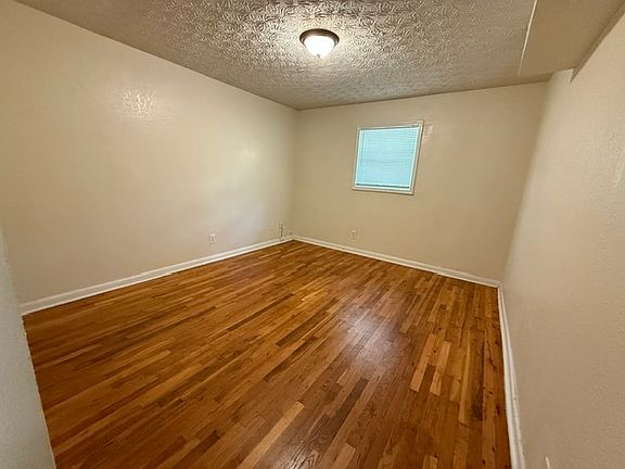 5th image of 237 Kirkwood Rd #4