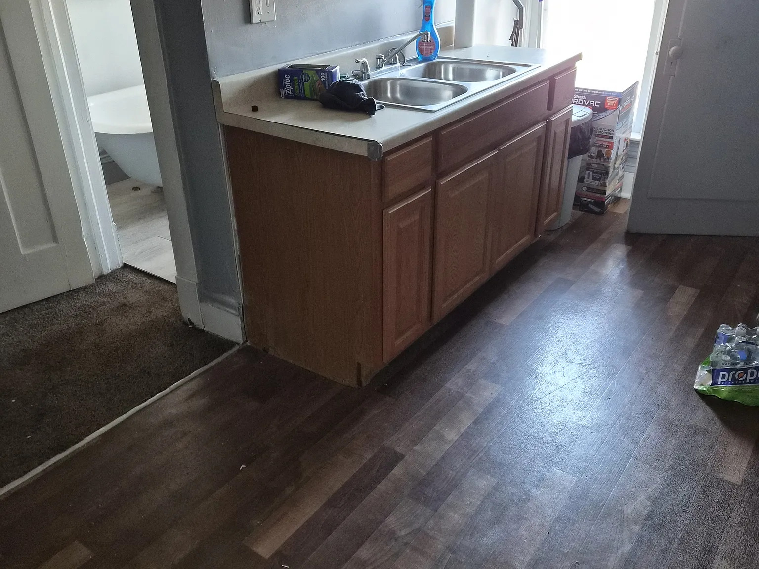 1 bed, 999 sqft, $650 — Photo 4