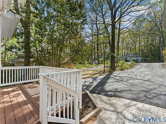 4th image of 5605 Woods Walk Rd