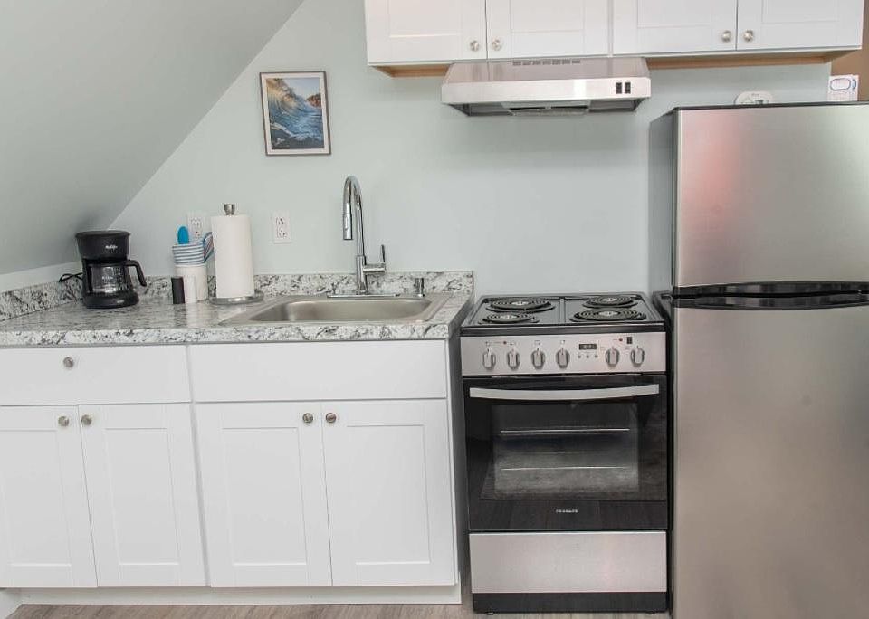 2nd image of 38 Townsend Ave