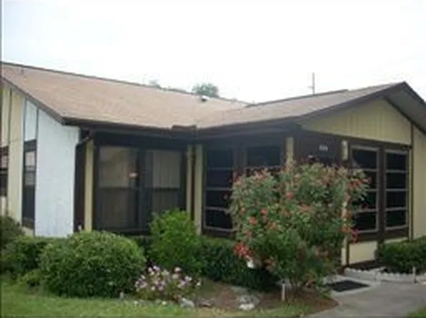 4546 Blossom Blvd, Zephyrhills, FL 33542
