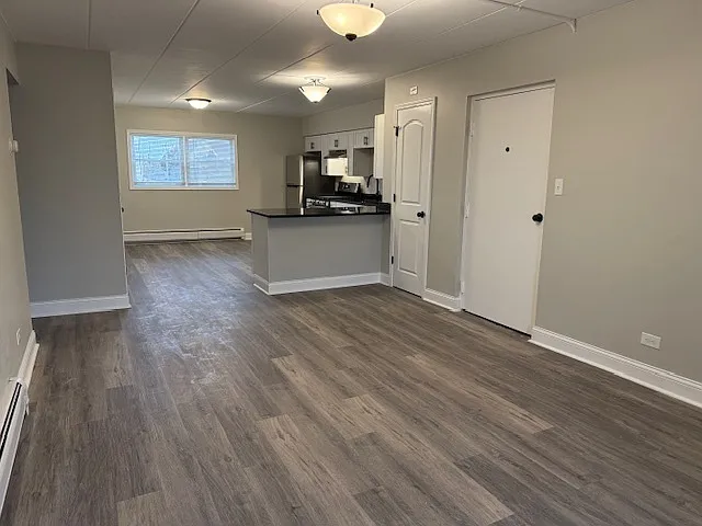 1704 Indianapolis Blvd — Photo 4