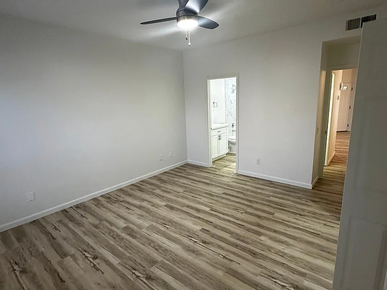 101 N 7th St #184 — Photo 44