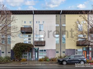 2910 Mandela Pkwy, Oakland, CA 94608