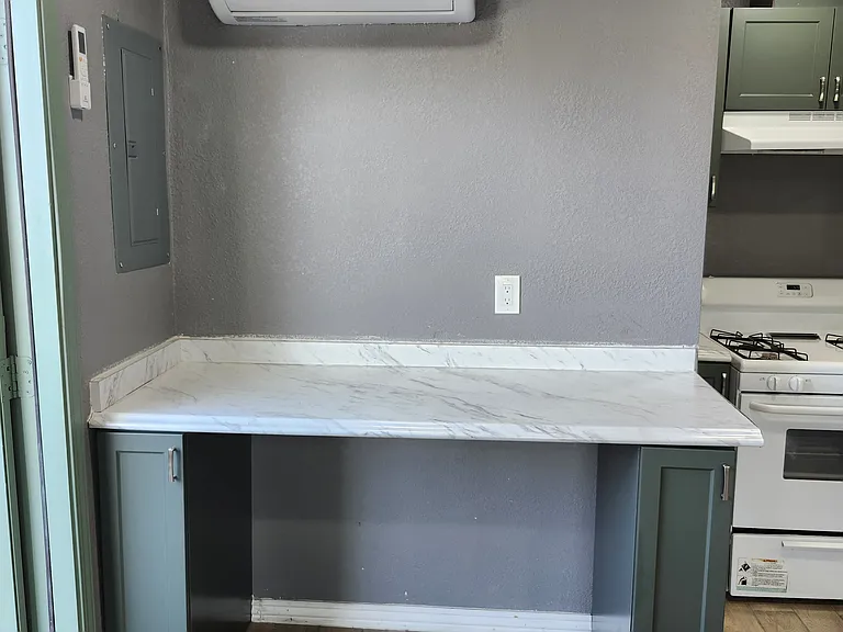 440 El Camino Dr #2 — Photo 9