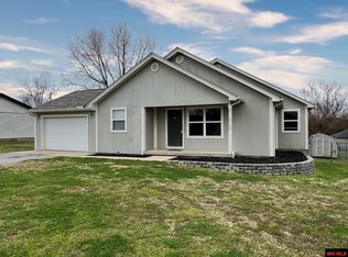 534 Cora Dr, Gassville, AR 72635