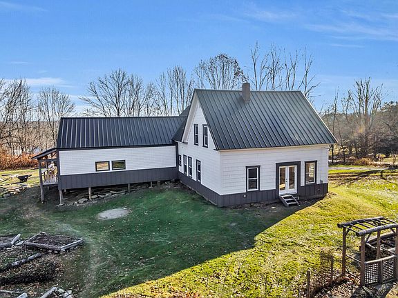 5th image of 564 Hussey Hill Road