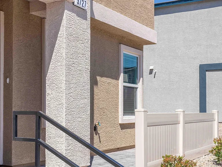 3727 Celesta Vista Ave #1 — Photo 8