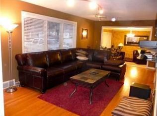 8835 Hemlock Dr, Overland Park, KS 66212