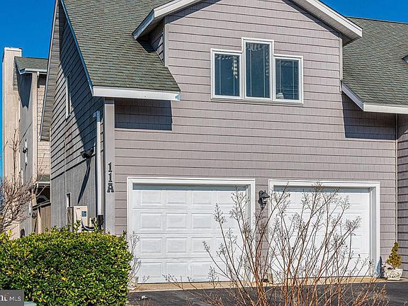4th image of 11 Mallard Dr E