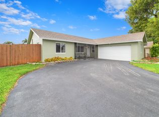 9570 Ohio Pl, Boca Raton, FL 33434